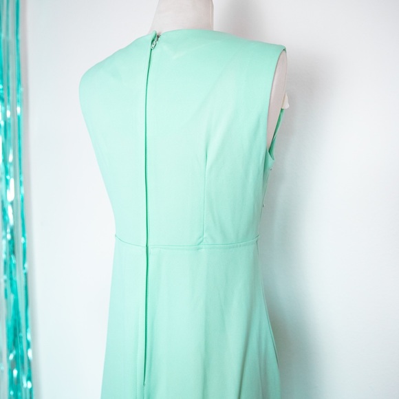60’s Vintage Seafoam Green Gown - Picture 2 of 15